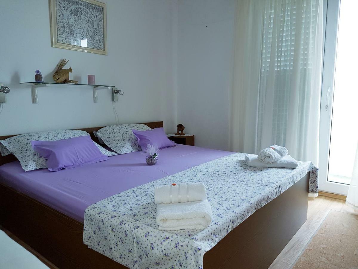 Apartman Kristin Podaca Eksteriør billede