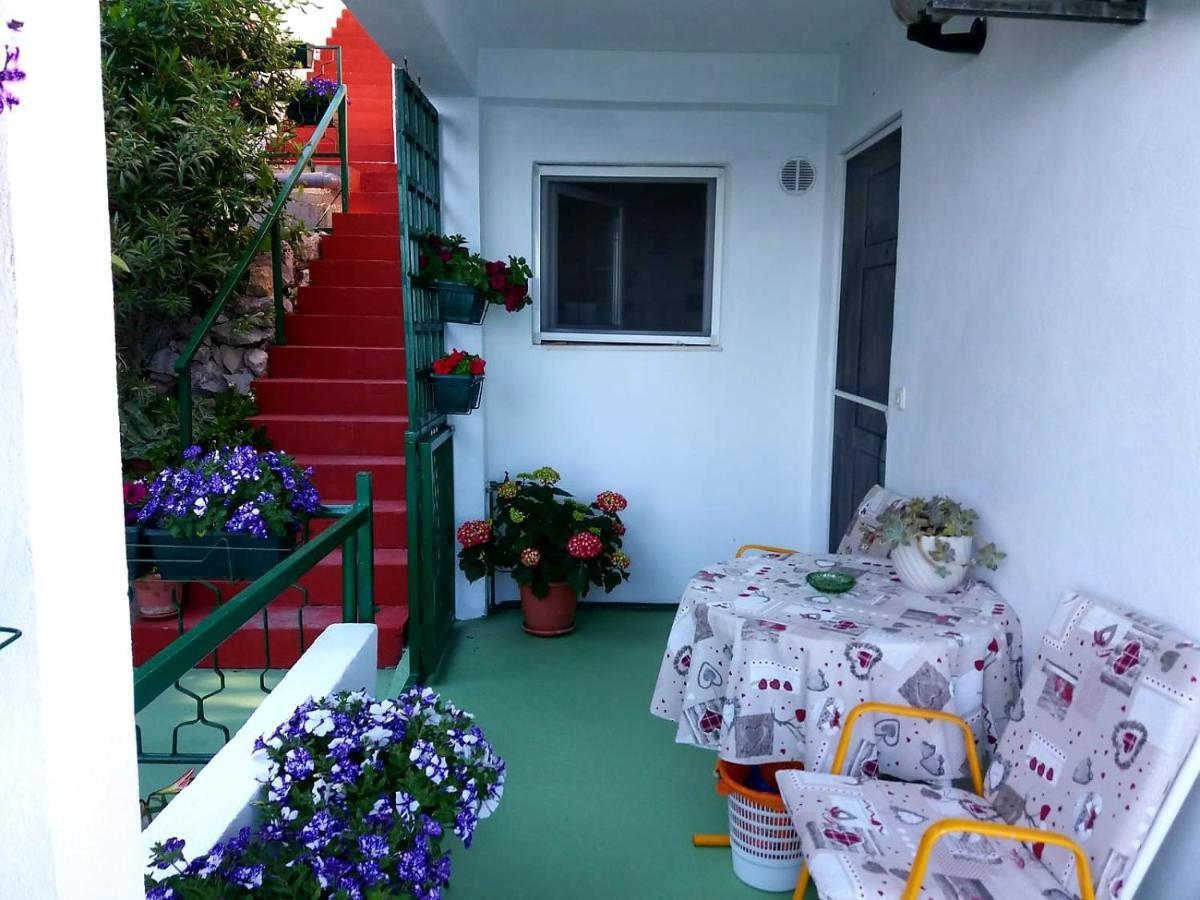 Apartman Kristin Podaca Eksteriør billede